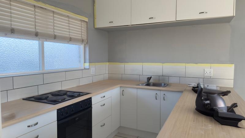 To Let 1 Bedroom Property for Rent in Plumstead Western Cape